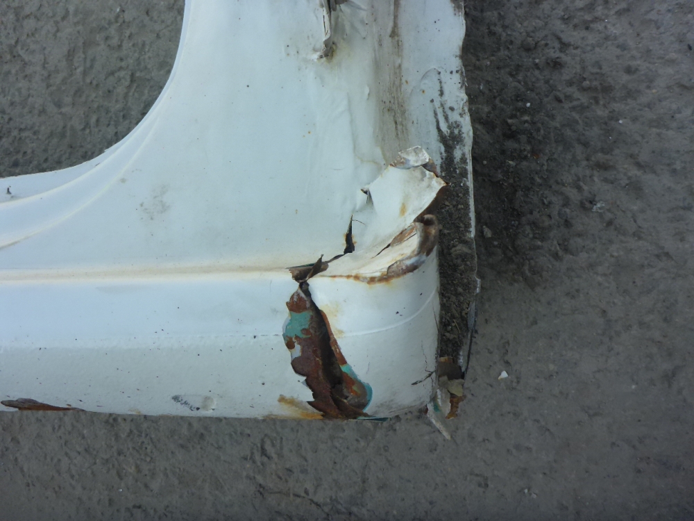 Порог со стойкой правый