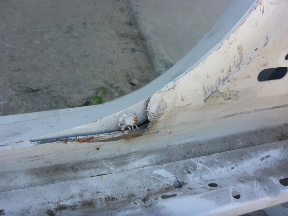 Порог со стойкой правый