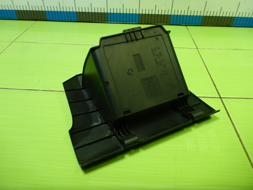 Ящик передней консоли