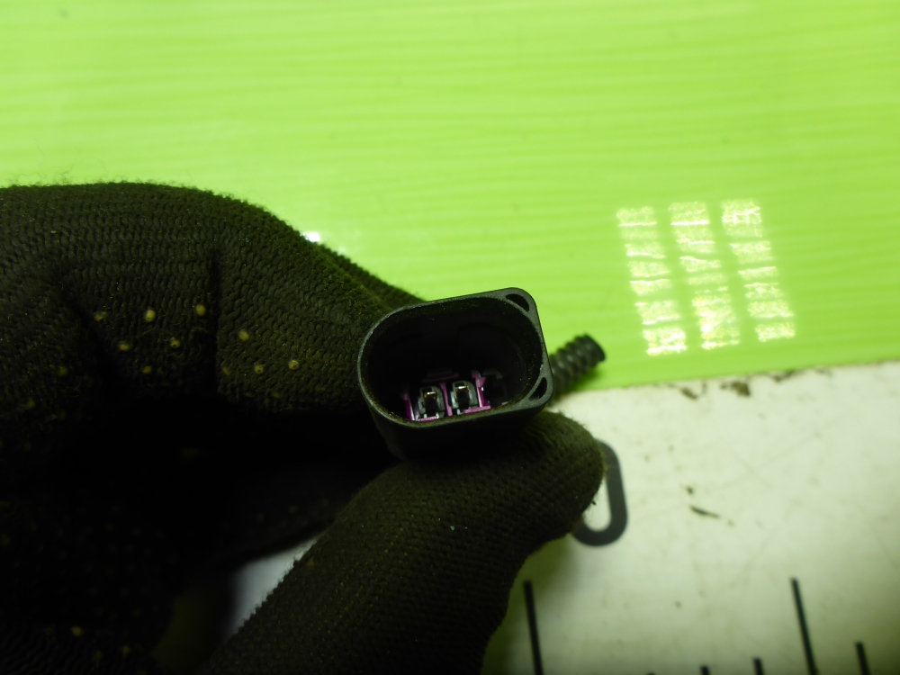 Форсунка омывателя лобового стекла