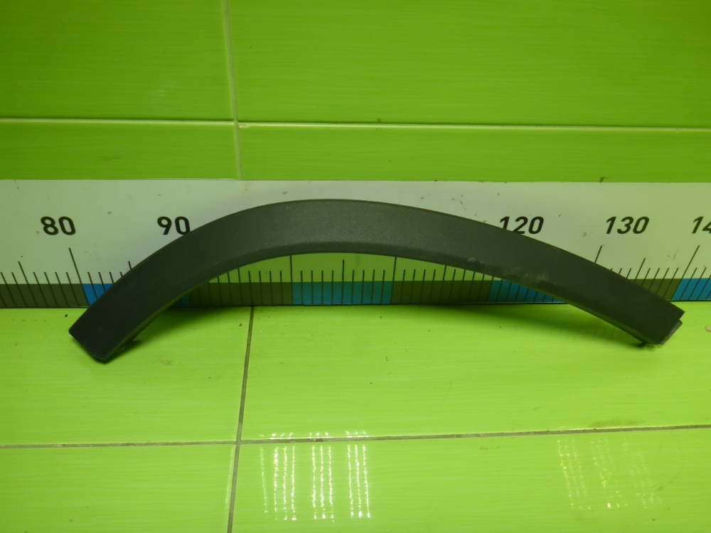 Накладка двери задней правой