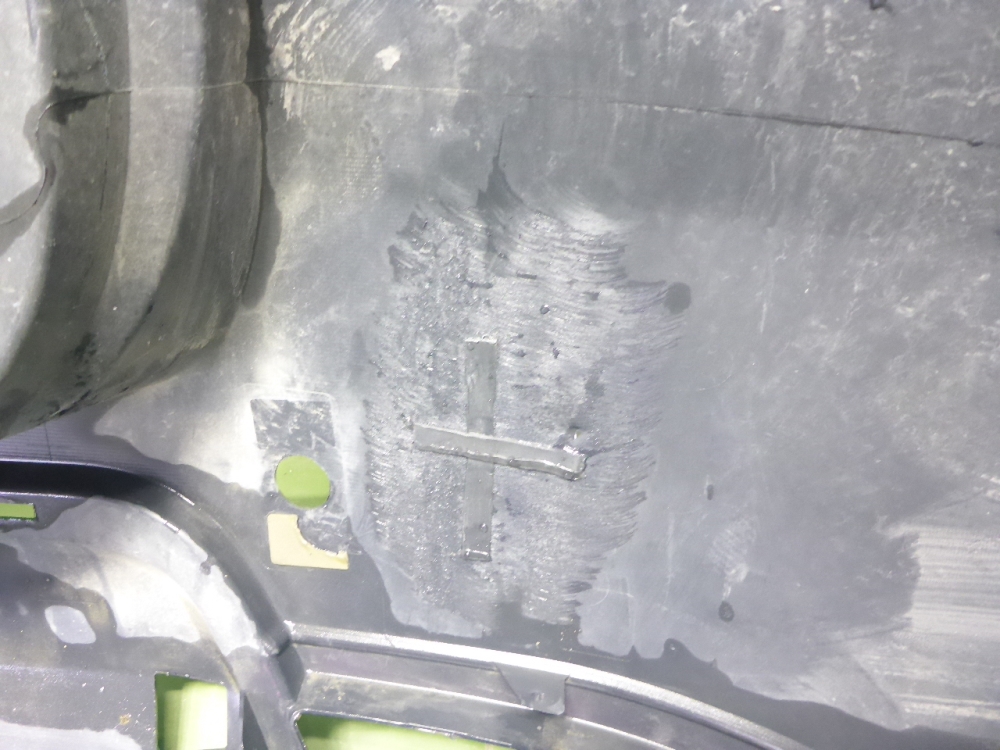 Бампер задний