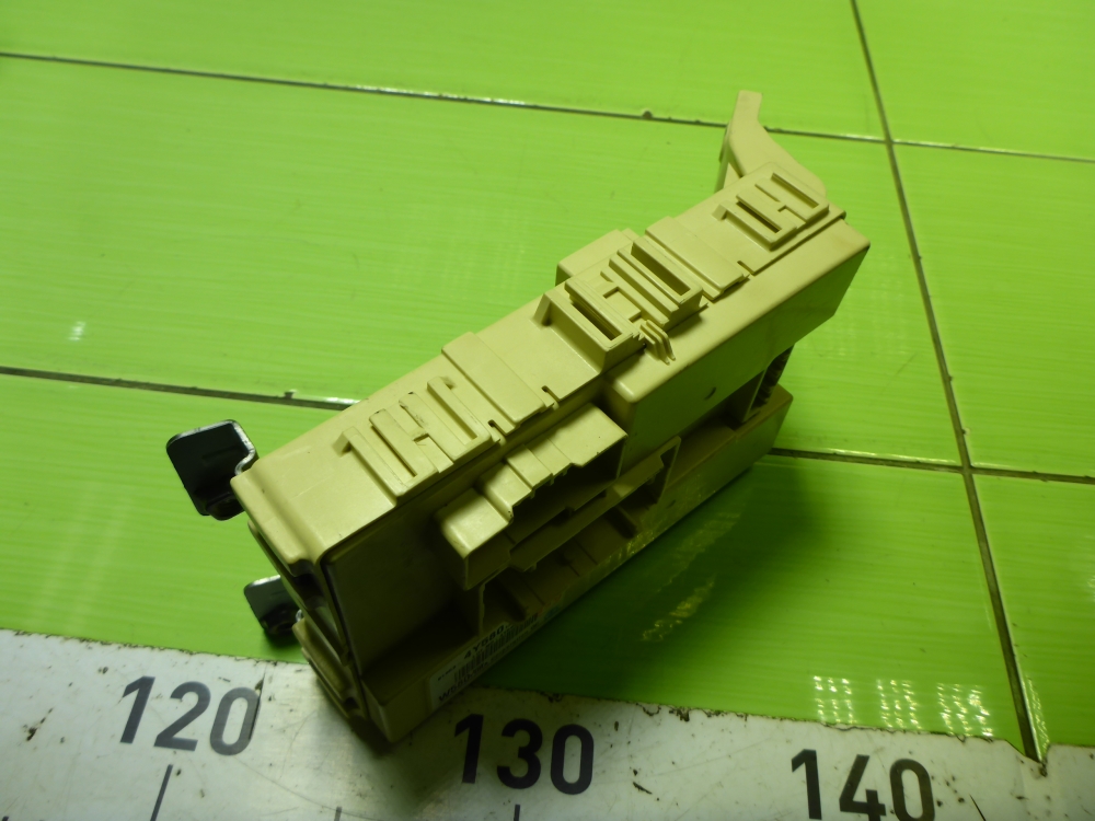 Блок предохранителей