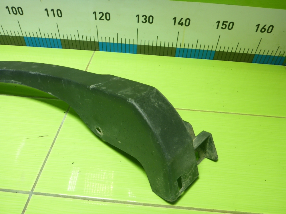 Накладка заднего крыла правого