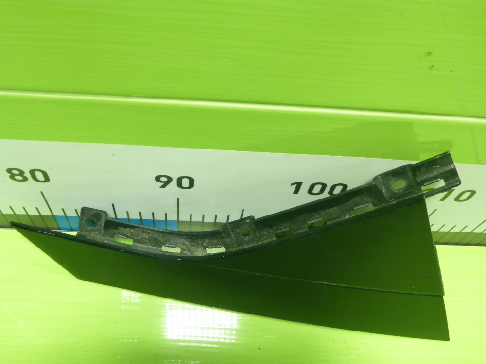 Накладка двери задней правой