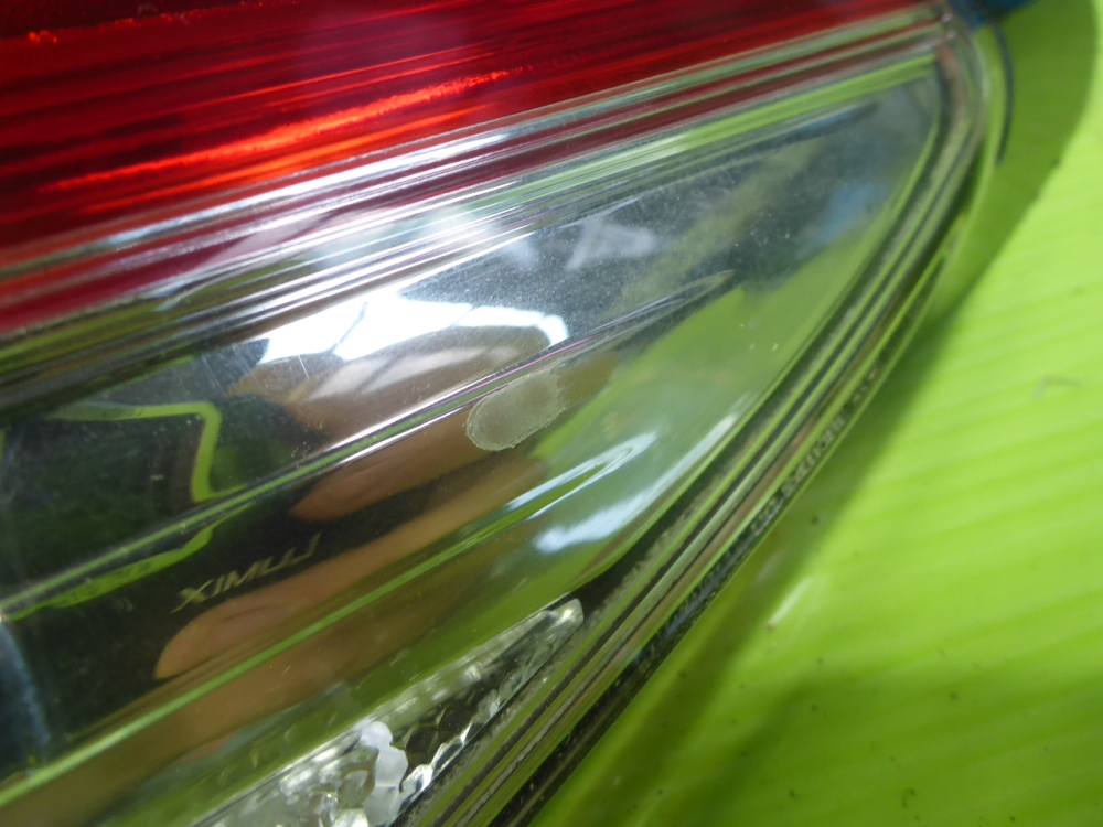 Фонарь задний наружный правый