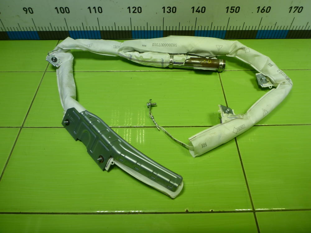 Подушка безопасности боковая (шторка)