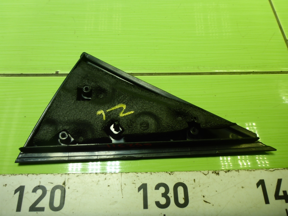 Накладка двери задней левой