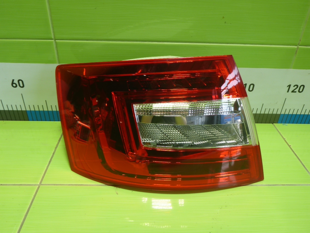Фонарь задний левый