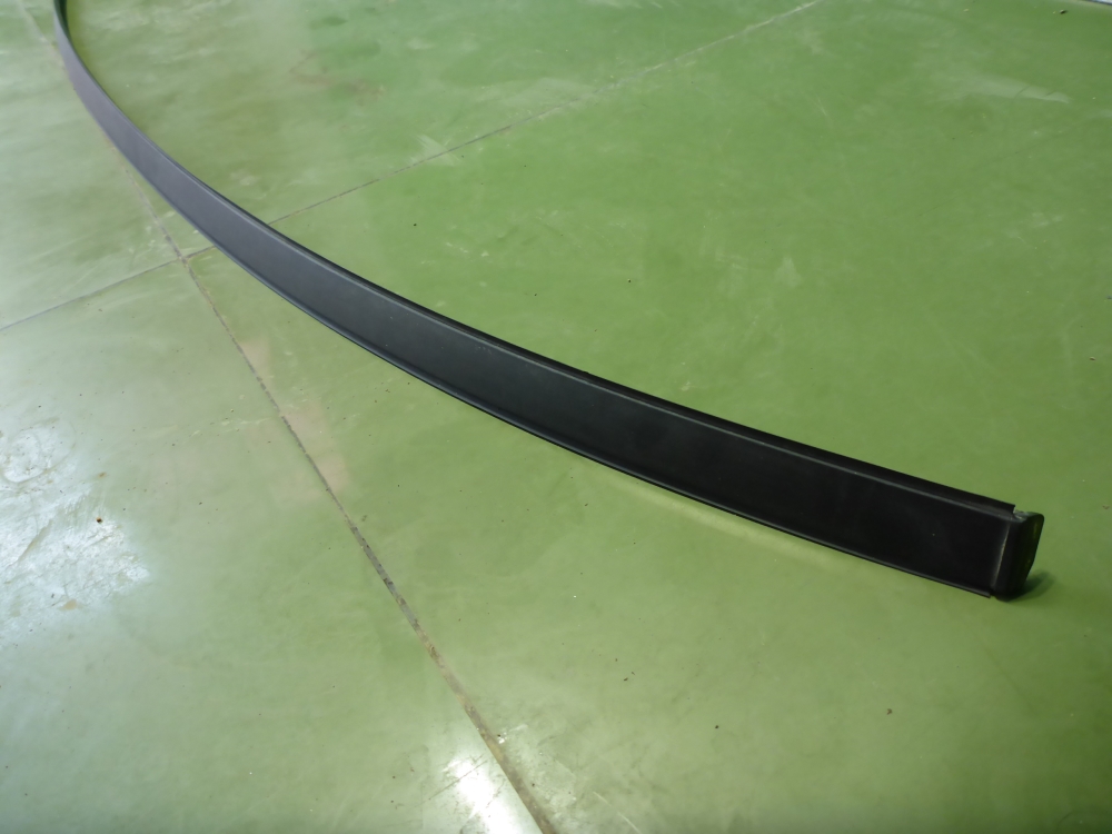 Молдинг крыши левый