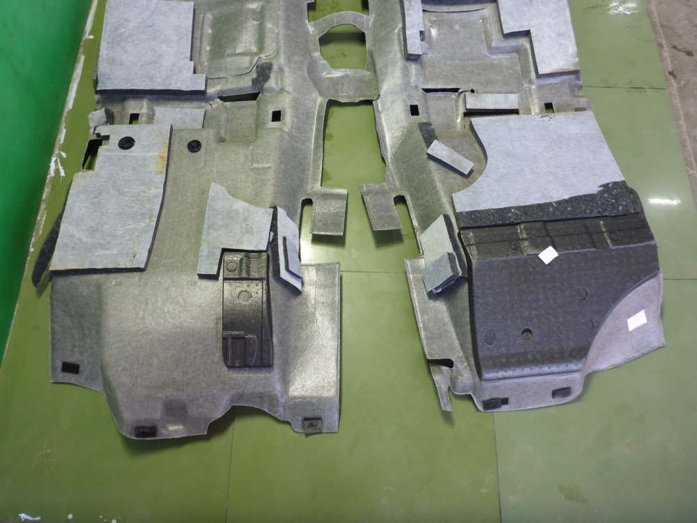 Покрытие напольное (ковролин)