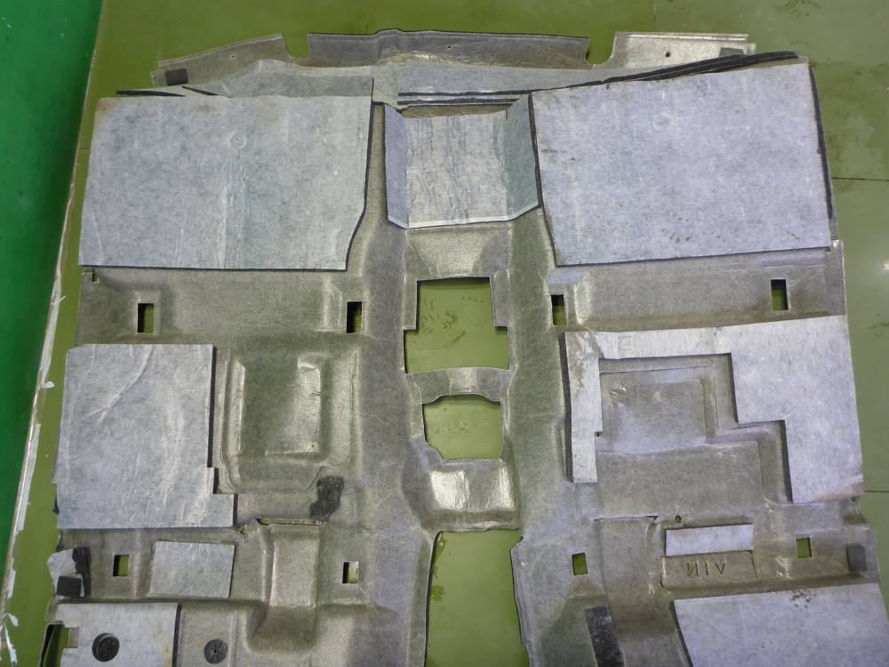 Покрытие напольное (ковролин)