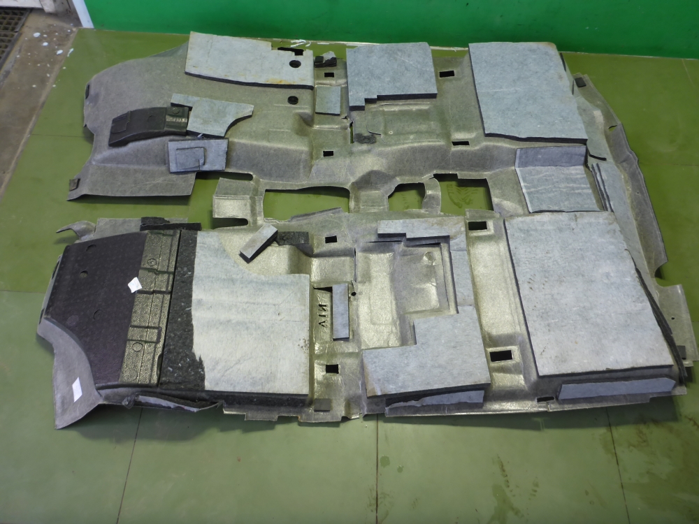 Покрытие напольное (ковролин)