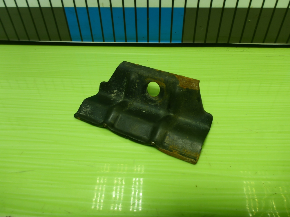 Крепление аккумулятора (АКБ)