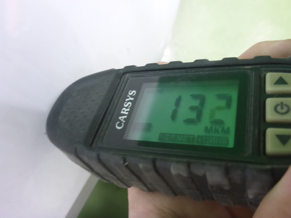 Крыло переднее правое