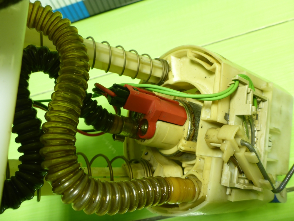 Насос топливный электрический