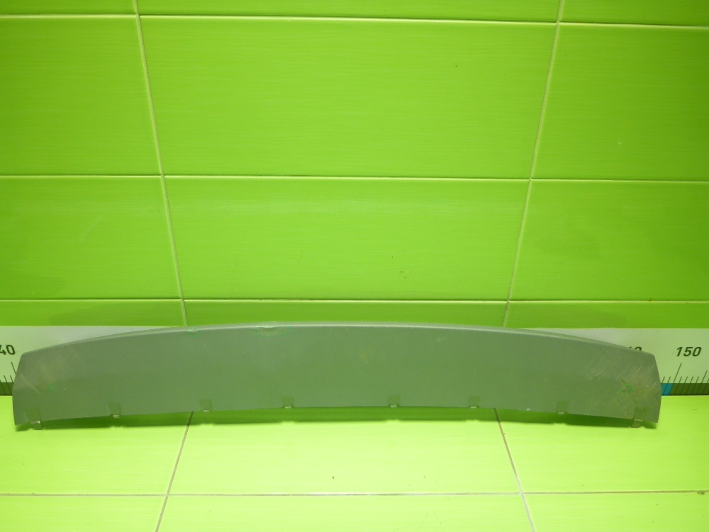 Накладка переднего бампера