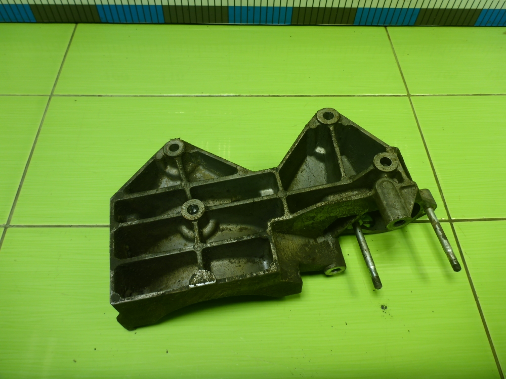 Кронштейн кондиционера