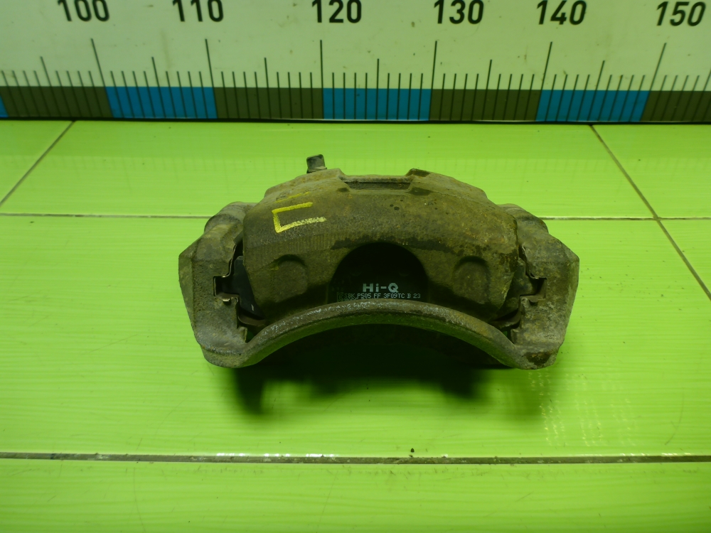 Суппорт передний правый