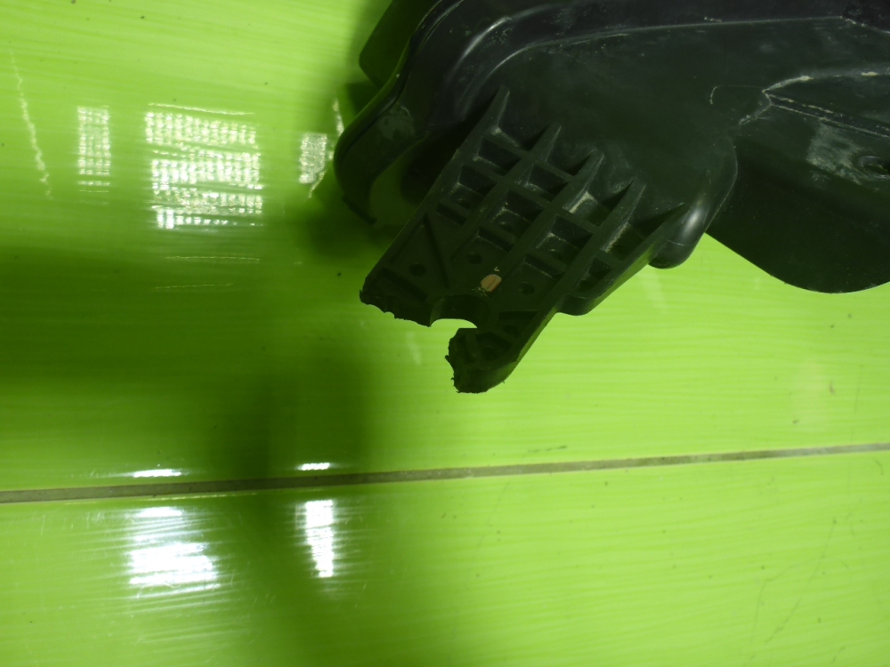 Фара дневного света правая (ходовые огни)