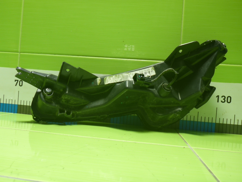 Фара дневного света правая (ходовые огни)