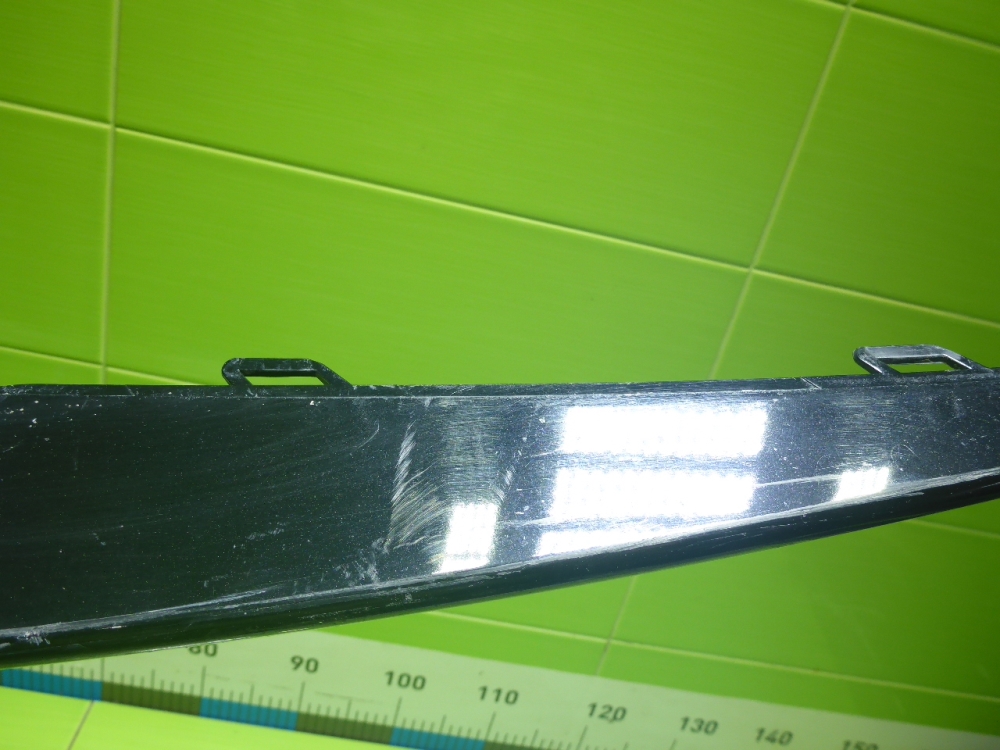 Накладка переднего бампера левая