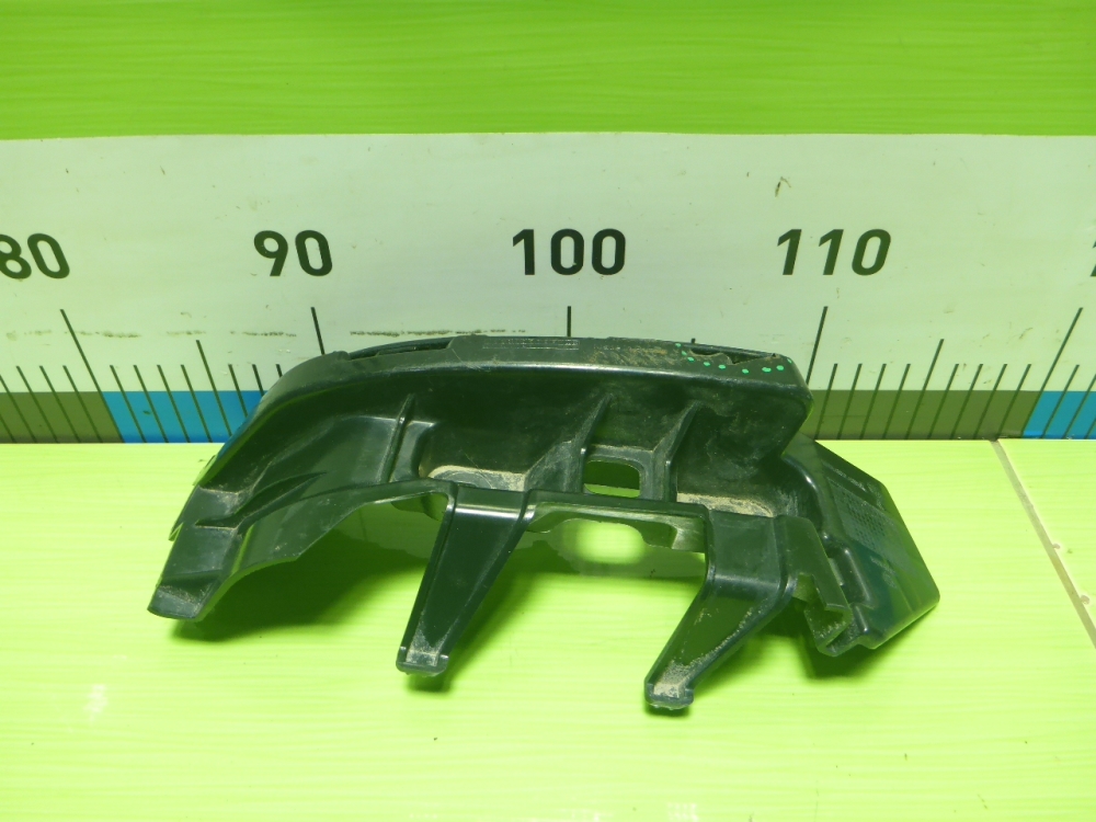 Кронштейн заднего бампера левый