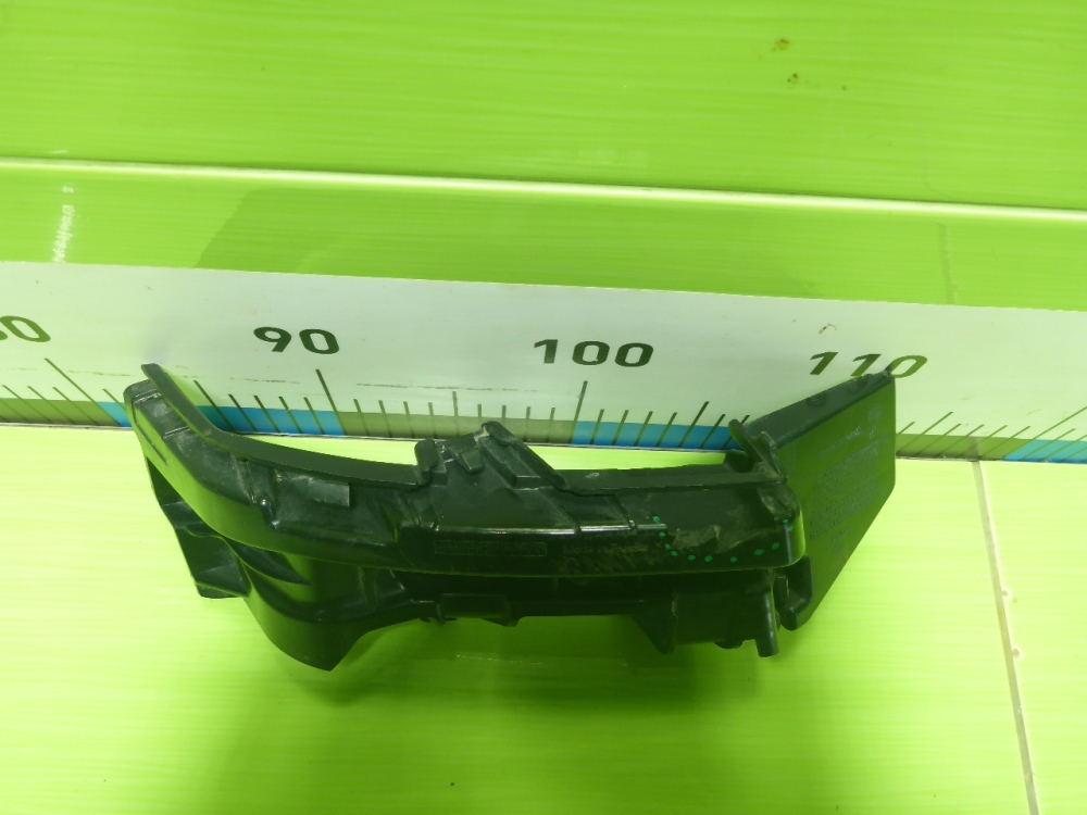 Кронштейн заднего бампера левый