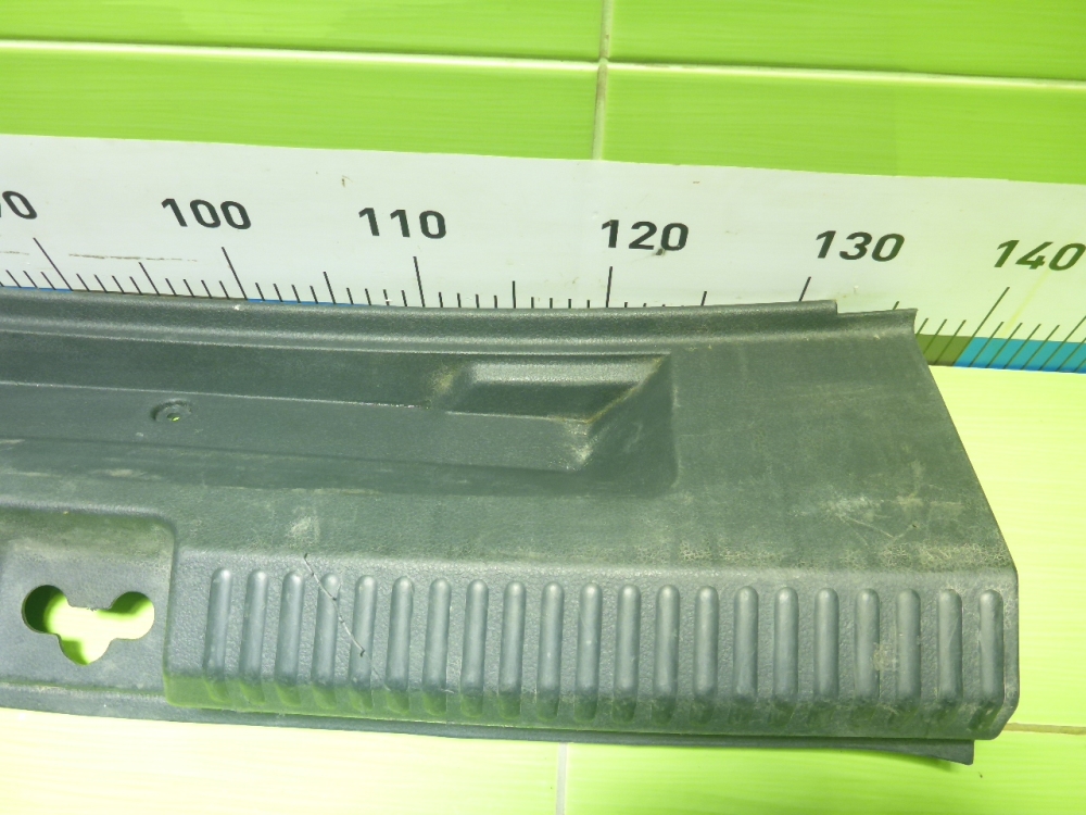 Обшивка багажника