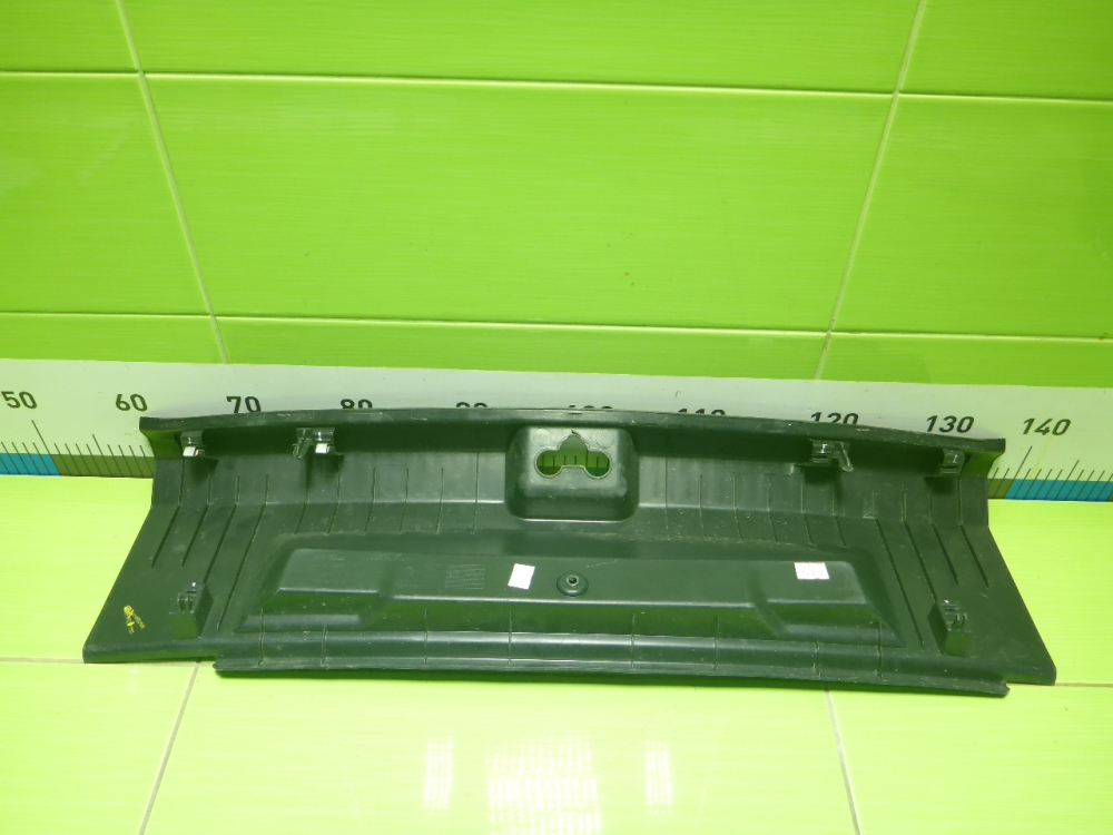 Обшивка багажника