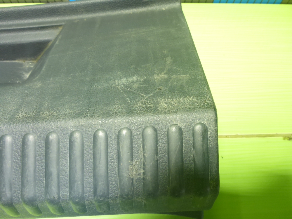 Обшивка багажника