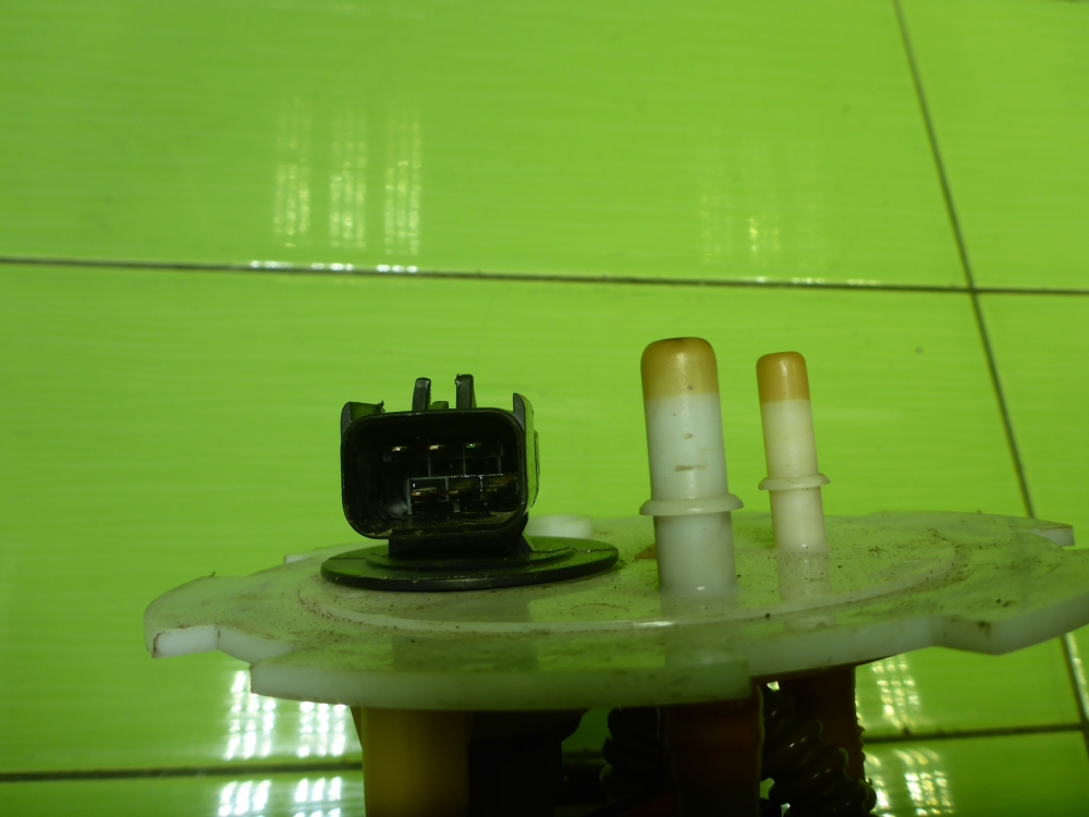 Насос топливный электрический