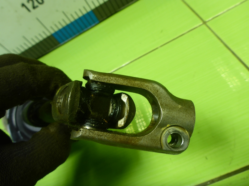 Кардан рулевой