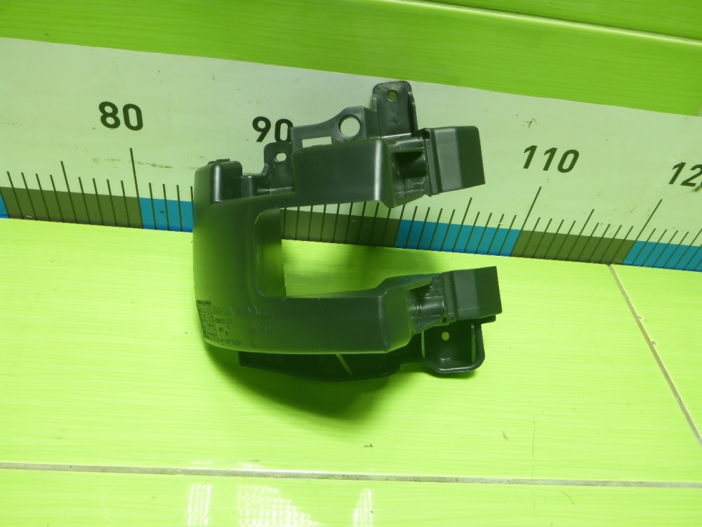 Кронштейн заднего бампера левый