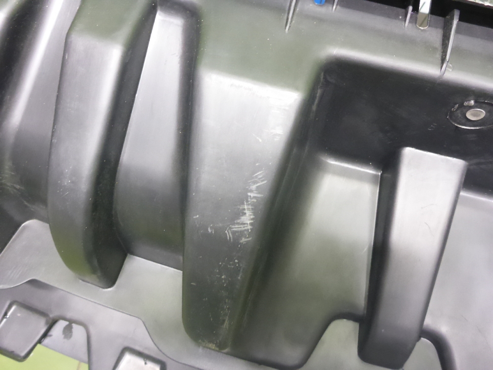 Кронштейн переднего бампера