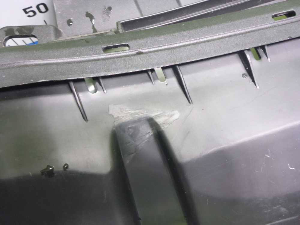 Кронштейн переднего бампера