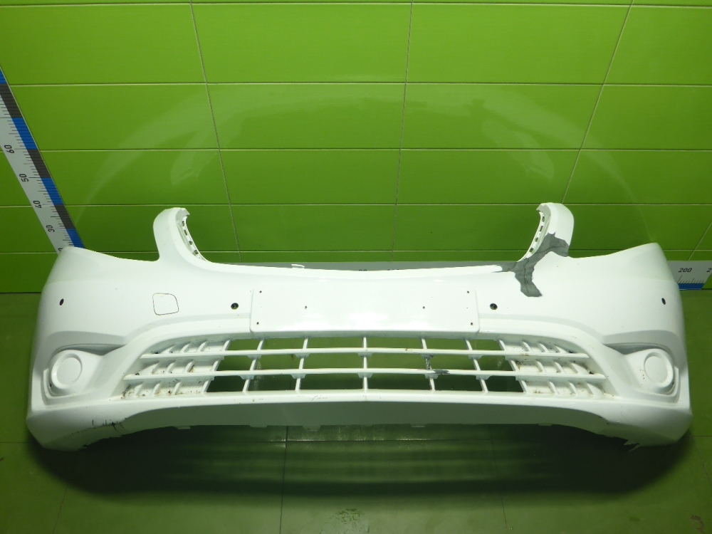 Бампер передний