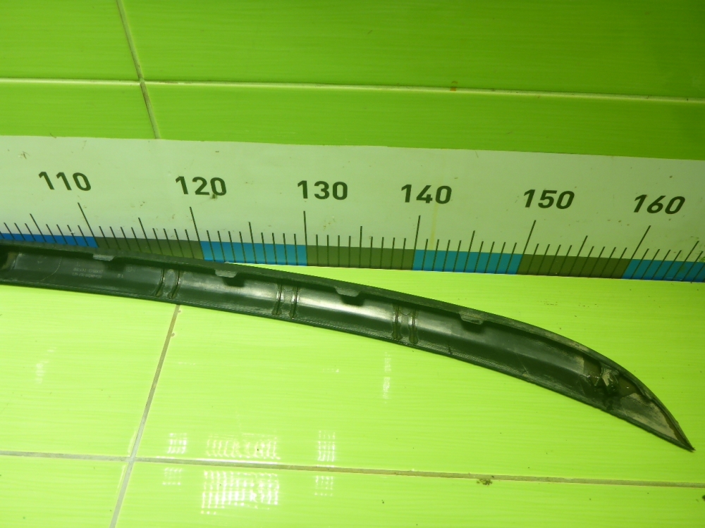 Накладка переднего бампера