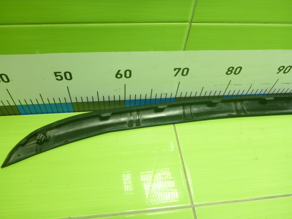 Накладка переднего бампера