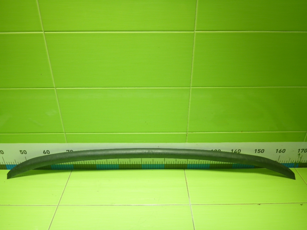 Накладка переднего бампера