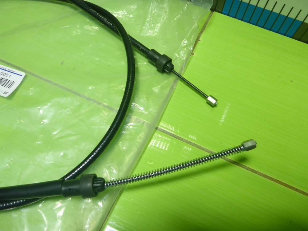 Трос стояночного тормоза