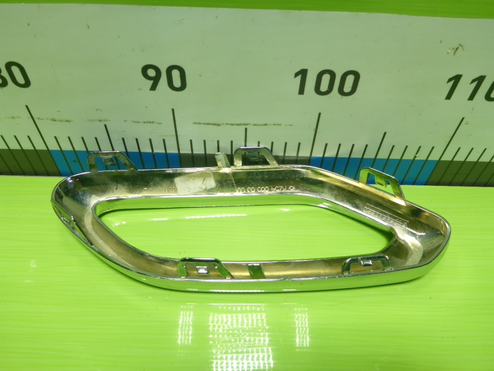 Накладка заднего бампера левая