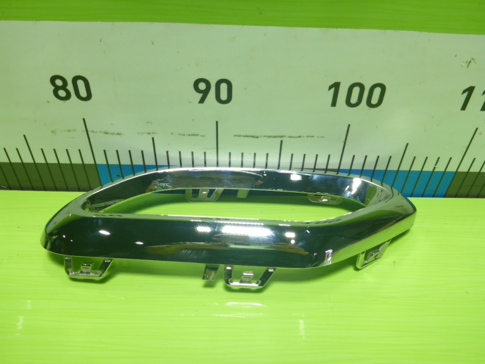 Накладка заднего бампера левая