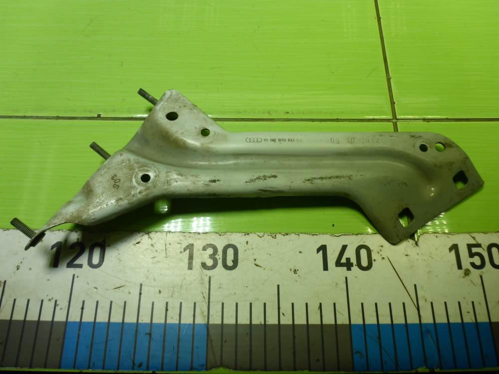 Кронштейн крепления крыла