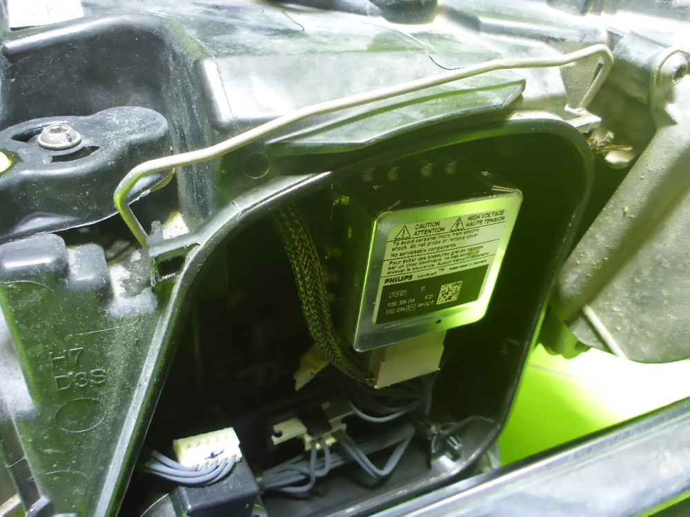 Фара правая