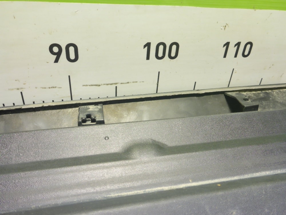 Накладка двери задней правой