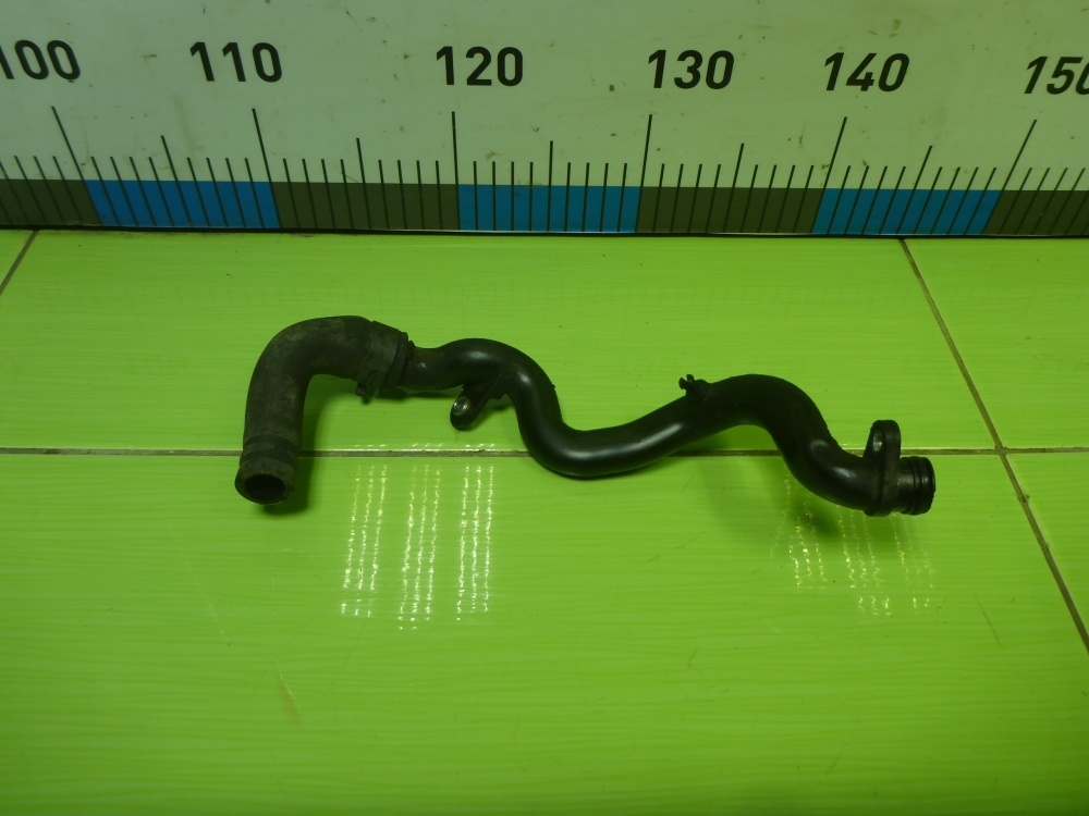 Трубка системы охлаждения