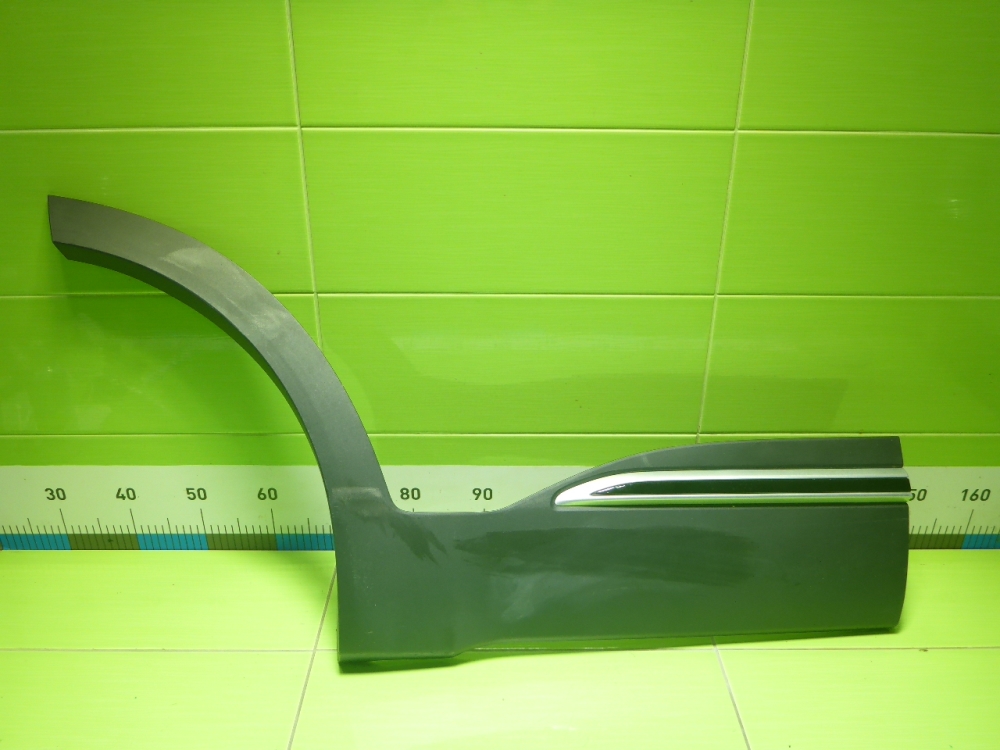 Накладка двери задней правой