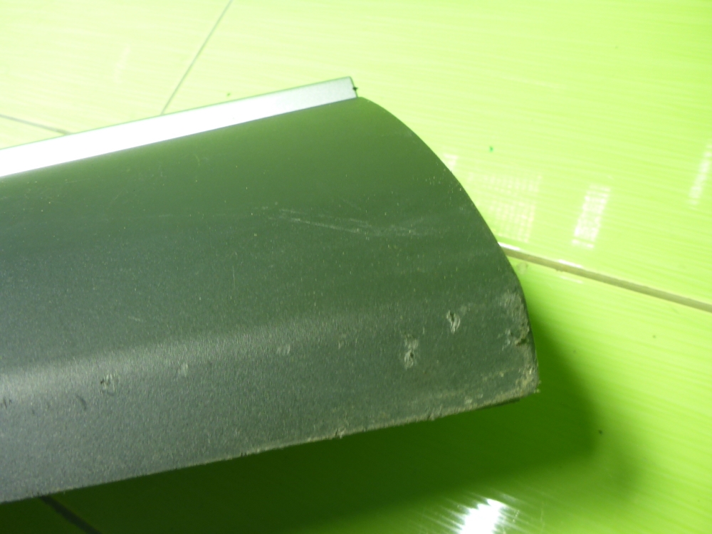 Накладка двери задней правой