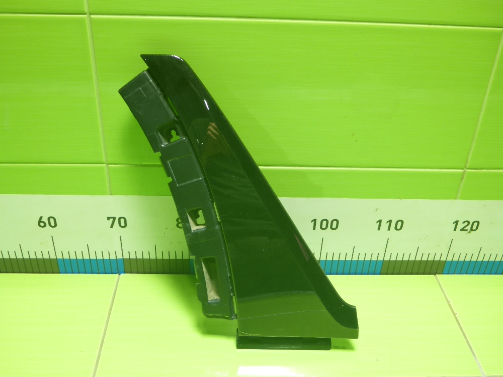 Накладка переднего крыла левого